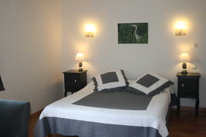 Mas De Calabrun Hotel Saintes-Maries-de-la-Mer Exterior photo