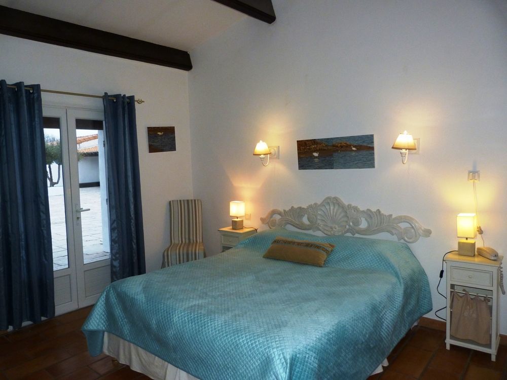 Mas De Calabrun Hotel Saintes-Maries-de-la-Mer Exterior photo